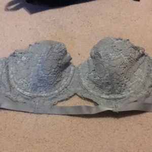 Victoria's Secret blue strapless bra 34DD